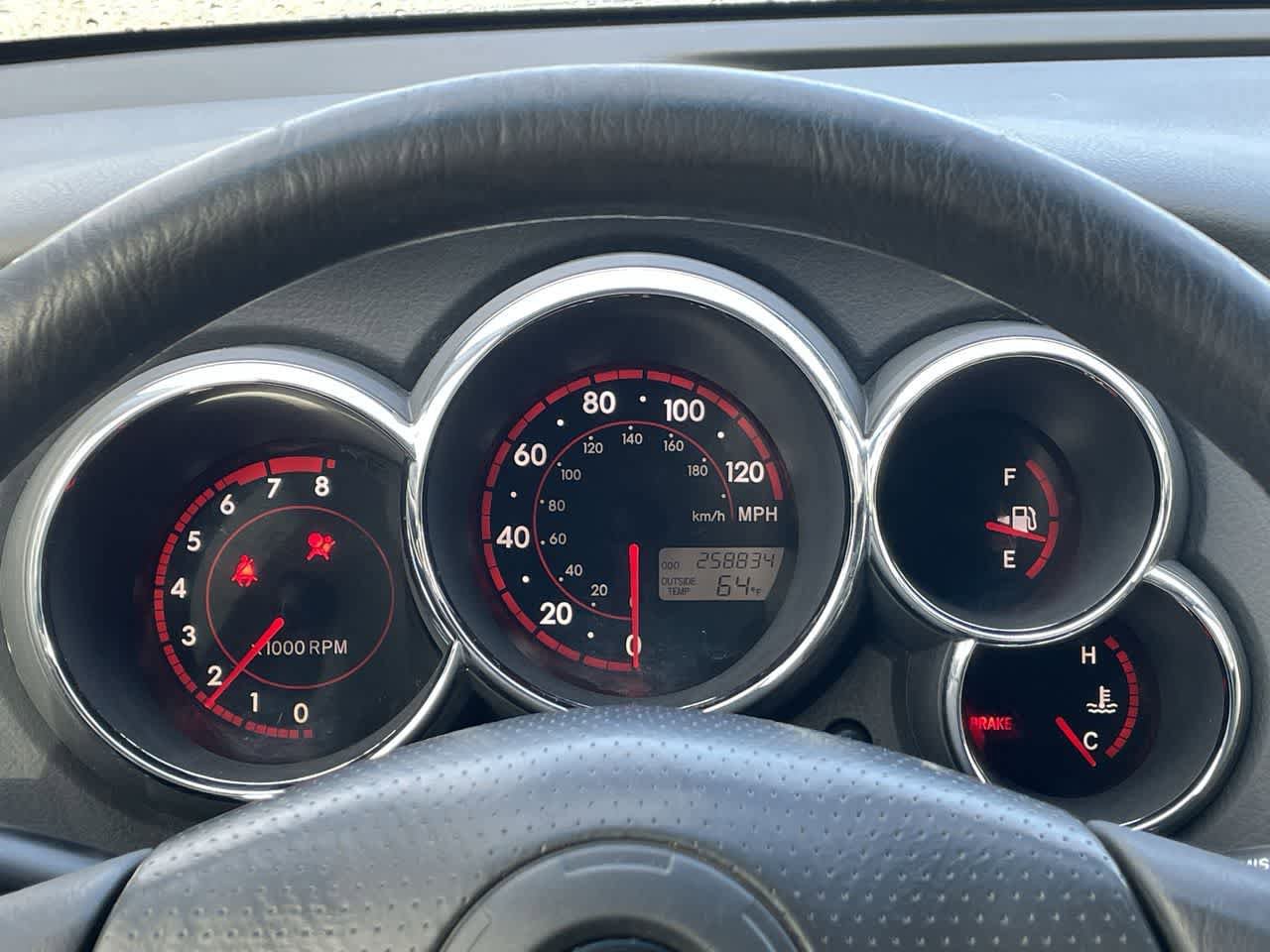 Used 2006 Toyota Matrix AWD image 23