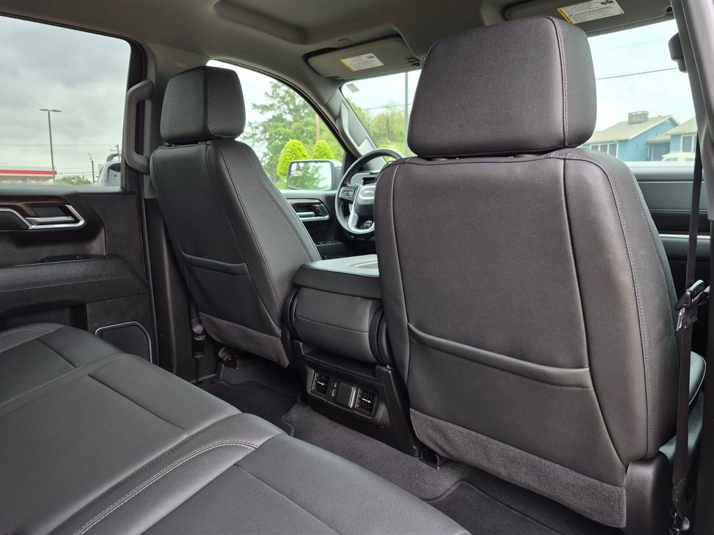 Used 2026 GMC Sierra 1500 SLT AWD/4WD image 40