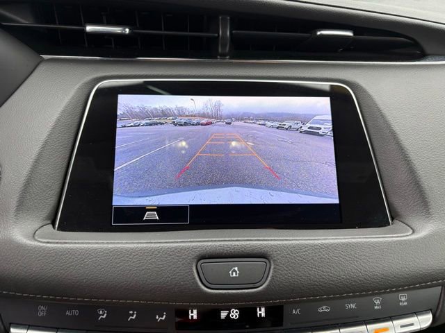 Used 2023 Cadillac XT4 Premium Luxury image 5