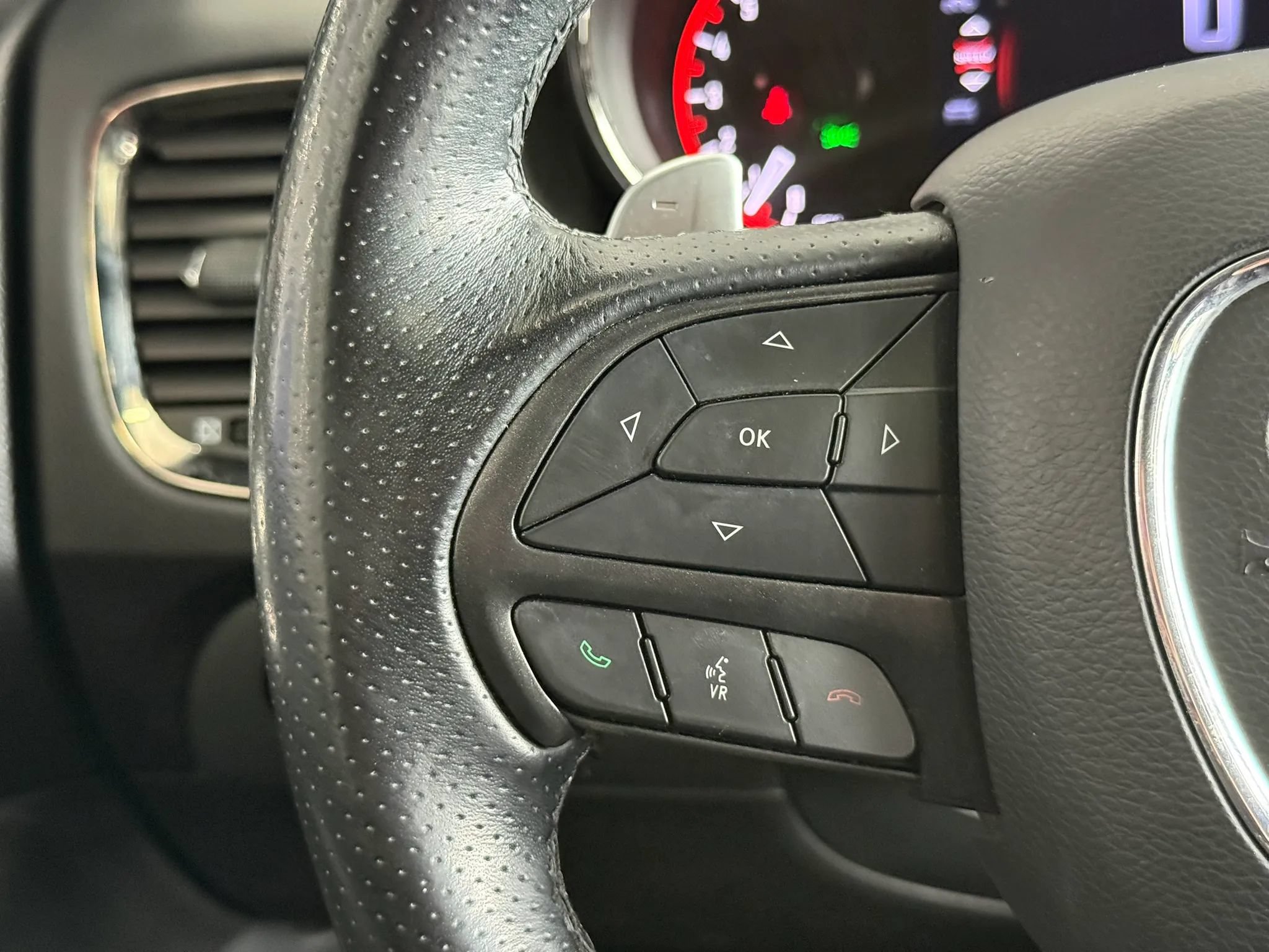 Used 2020 Dodge Durango R/T w/ Blacktop Package AWD/4WD image 11