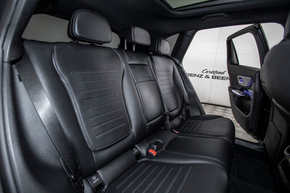 Used 2025 Mercedes-Benz GLC 300 w/ AMG Line image 15