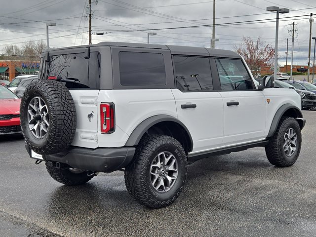 Used 2023 Ford Bronco Badlands image 7