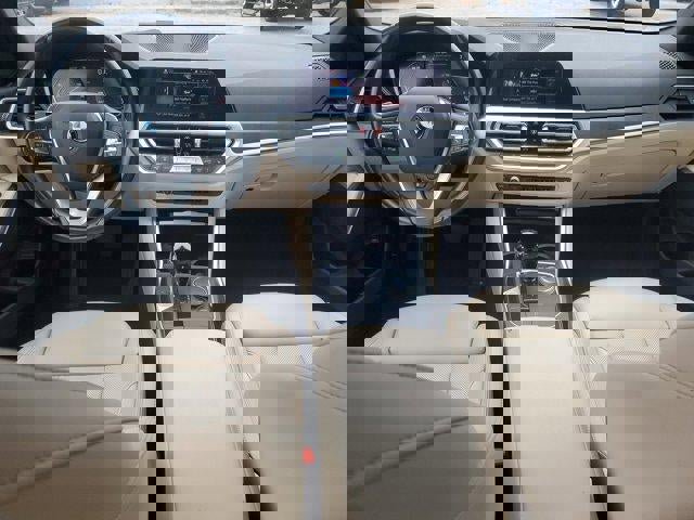 Used 2022 BMW 330i xDrive Sedan image 12