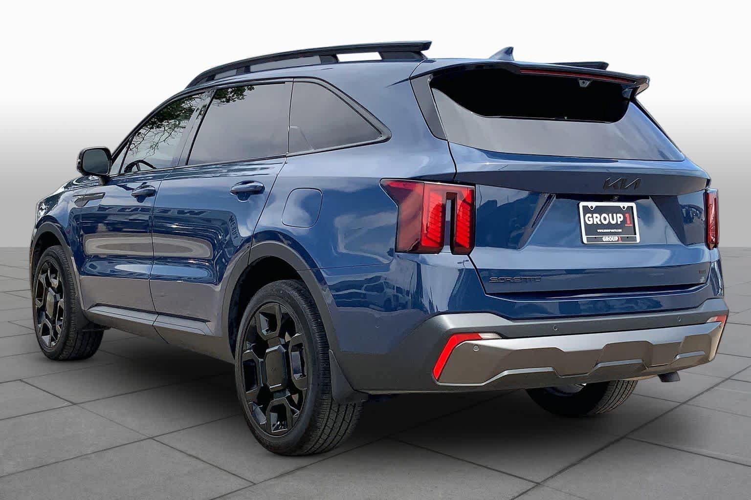 Certified 2024 Kia Sorento SX Prestige AWD/4WD image 11