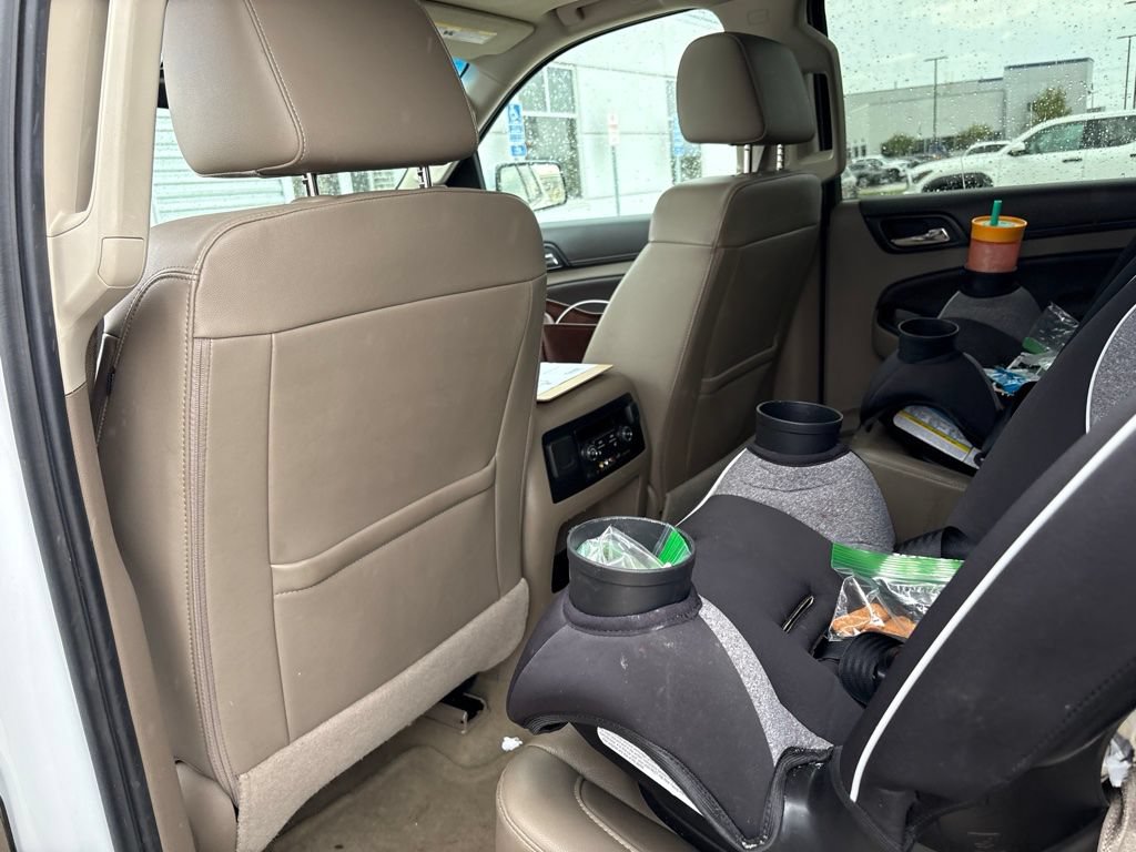 Used 2016 Chevrolet Tahoe LT AWD/4WD image 16