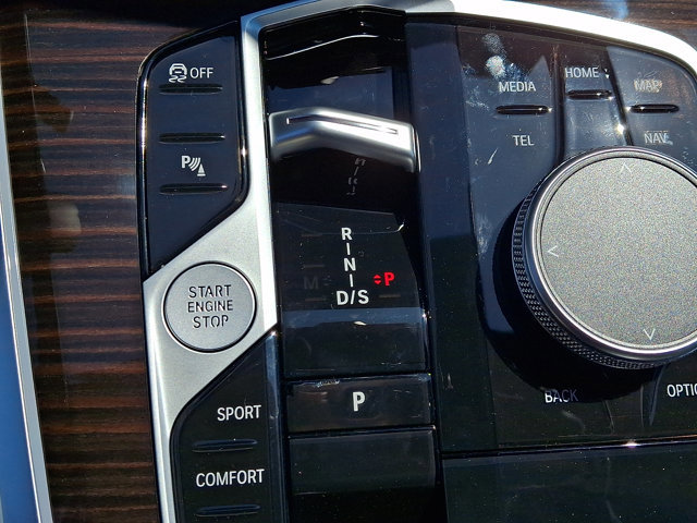 New 2026 BMW X5 xDrive40i w/ M Sport Package image 10