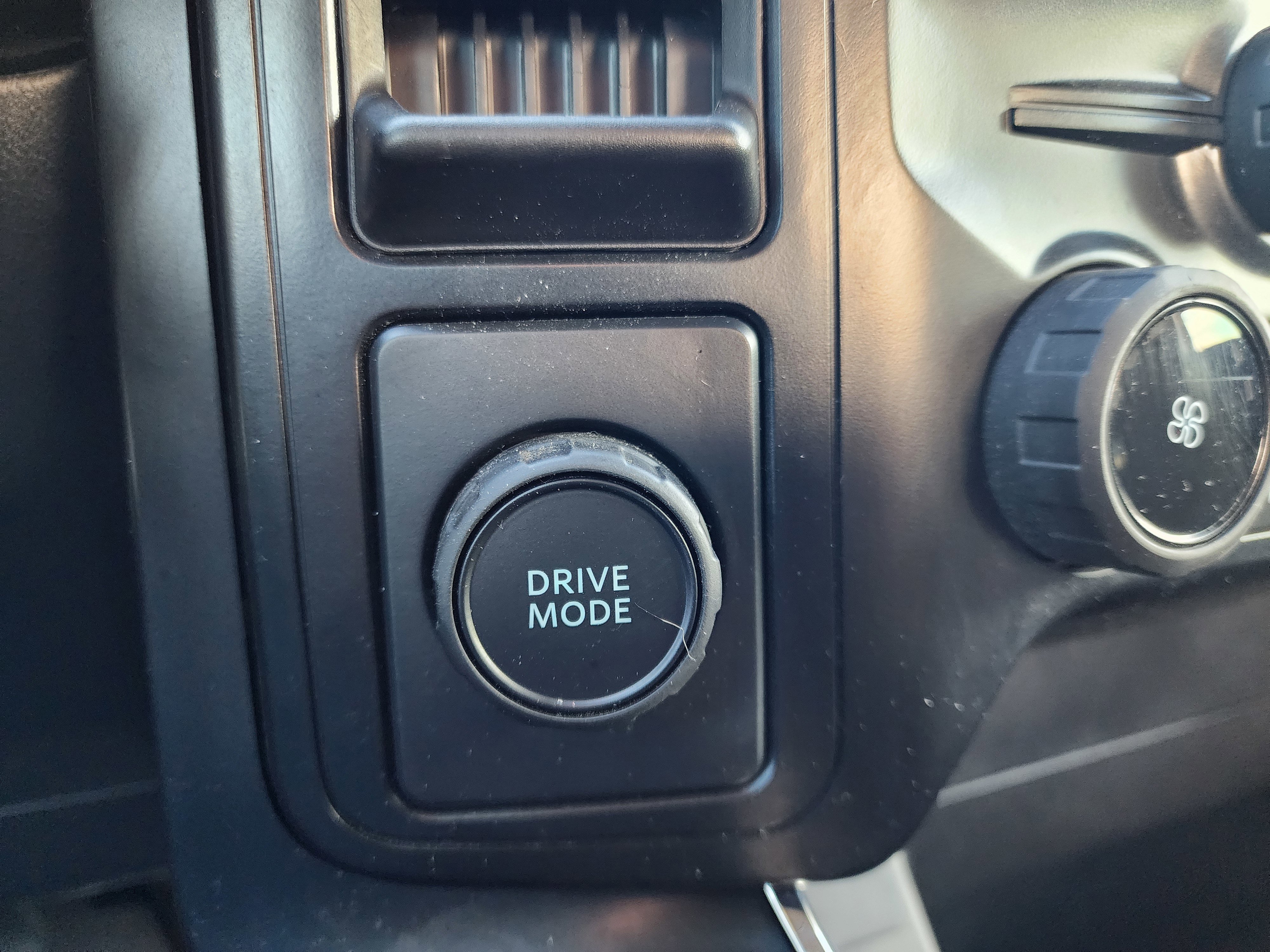 Used 2024 Ford F150 STX image 29