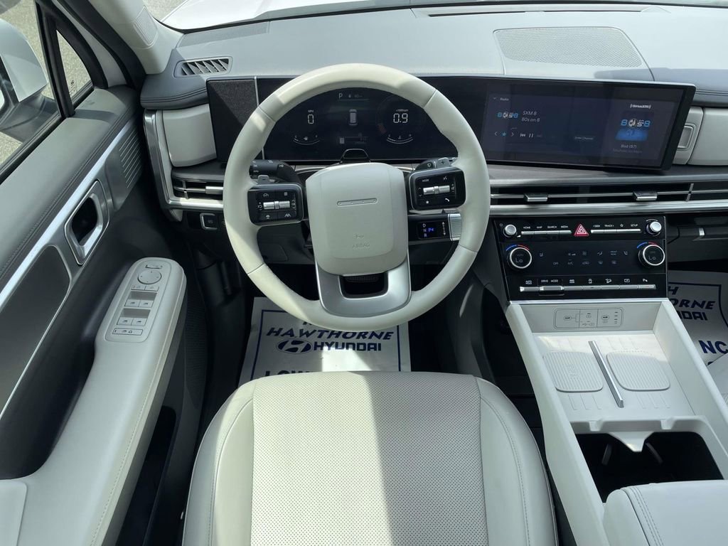 Used 2024 Hyundai Santa Fe SEL image 12