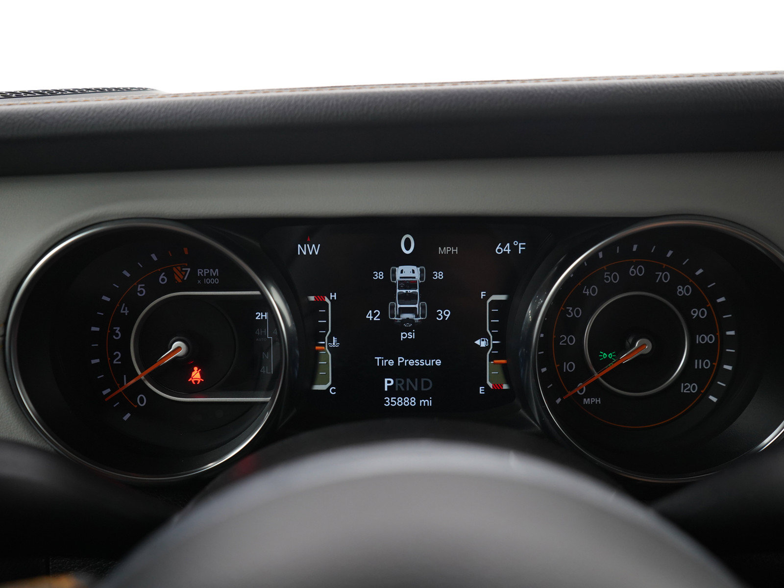 Used 2022 Jeep Wrangler Unlimited Sahara AWD/4WD image 26