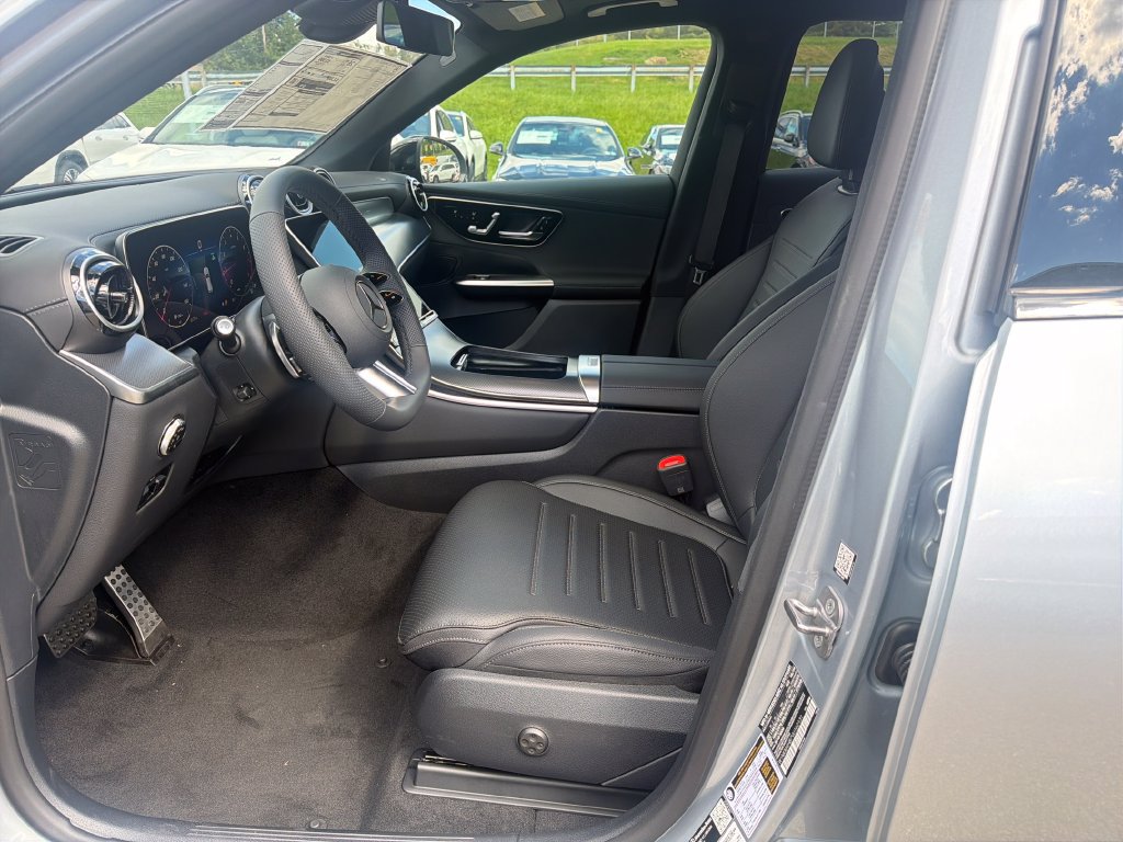New 2027 Mercedes-Benz GLC 300 4MATIC image 9