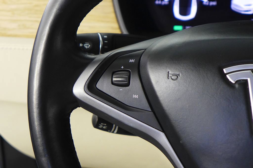 Used 2018 Tesla Model S 75D AWD/4WD image 30