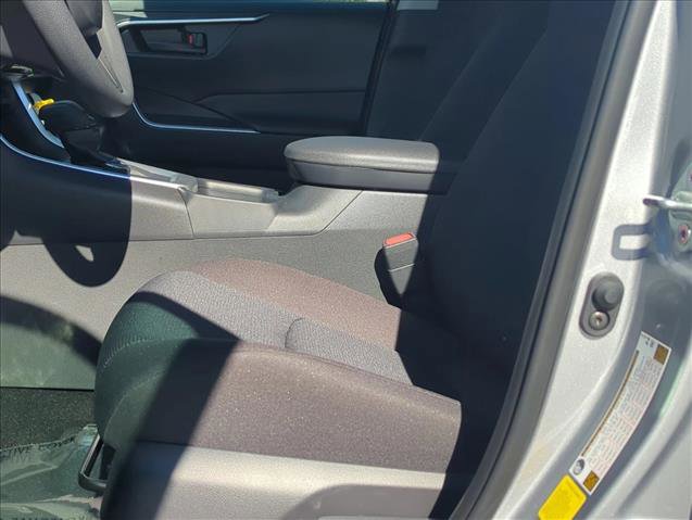Certified 2025 Toyota RAV4 LE image 18