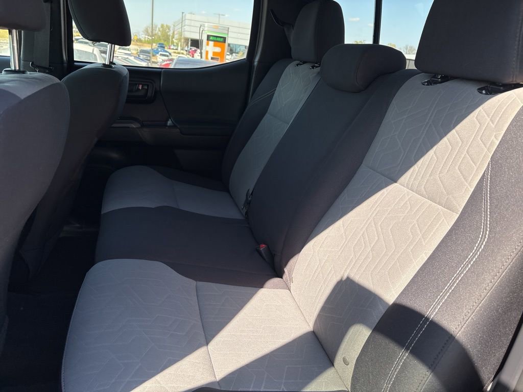 Used 2020 Toyota Tacoma TRD Off-Road image 16