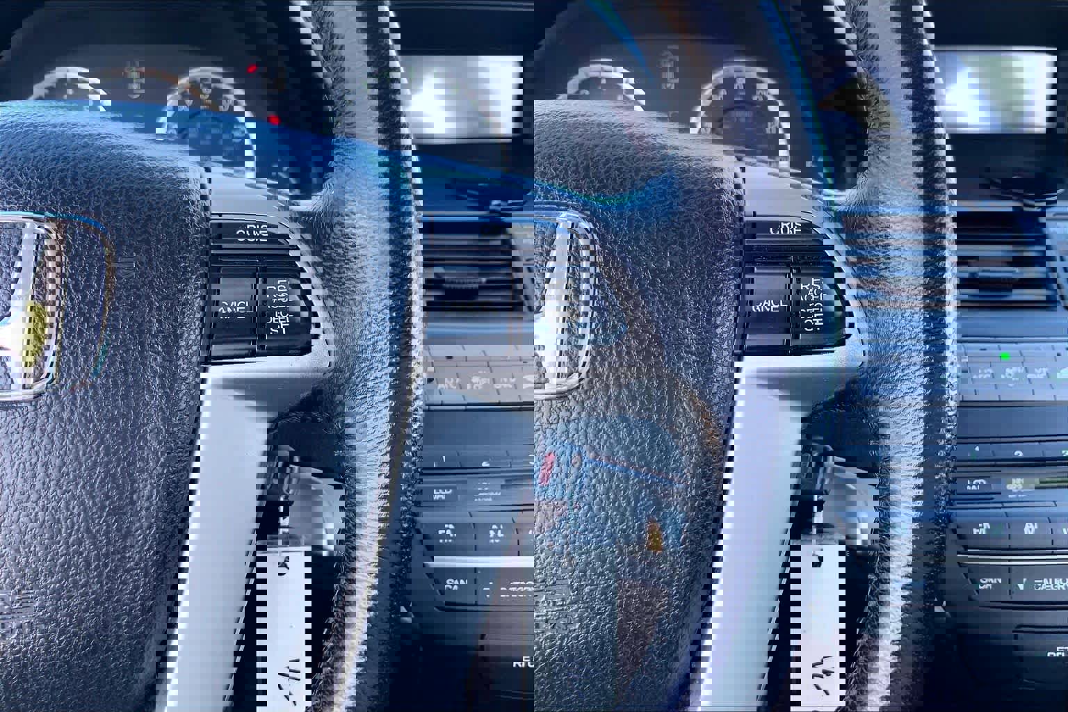 Used 2010 Honda Accord EX-L image 23