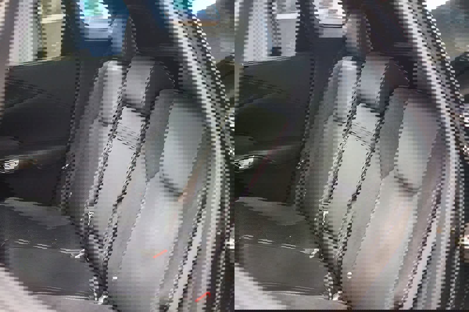 Used 2024 Lexus RX 450h Luxury w/ Convenience Package image 19