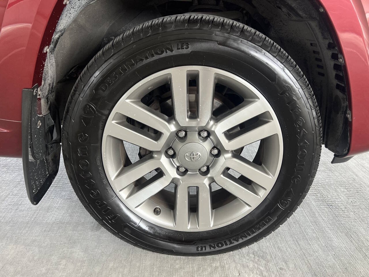 Used 2011 Toyota 4Runner SR5 w/ Premium Pkg w/Leather AWD/4WD image 34