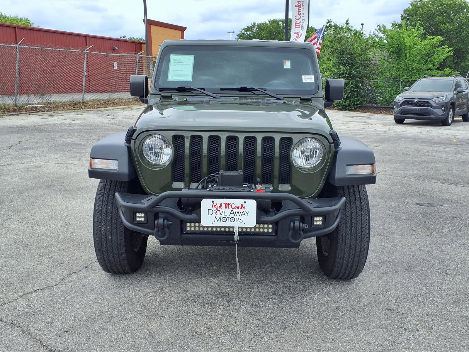 Used 2020 Jeep Wrangler Sport image 3