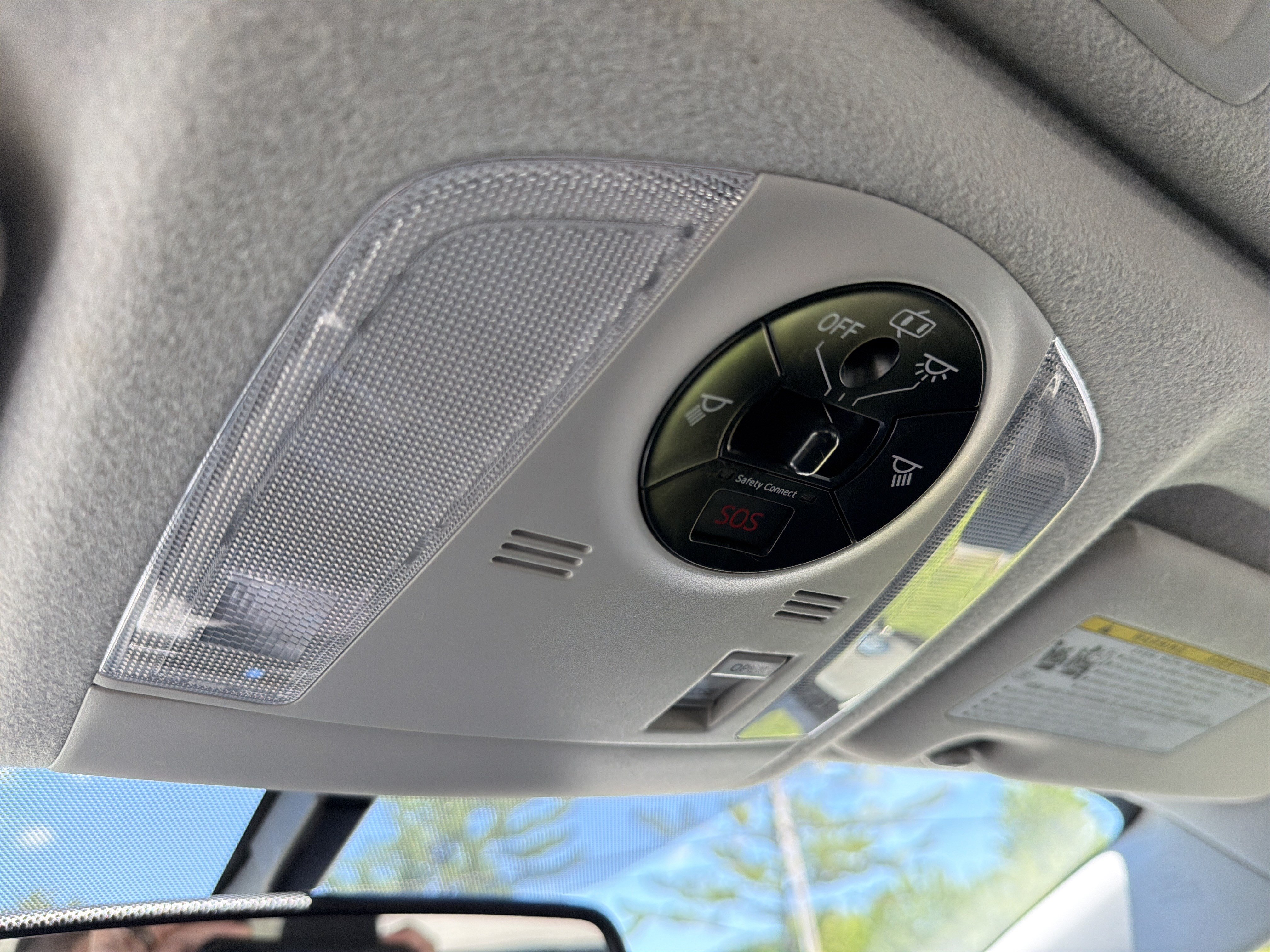 Used 2013 Toyota Prius Four w/ Deluxe Solar Roof Pkg FWD image 38