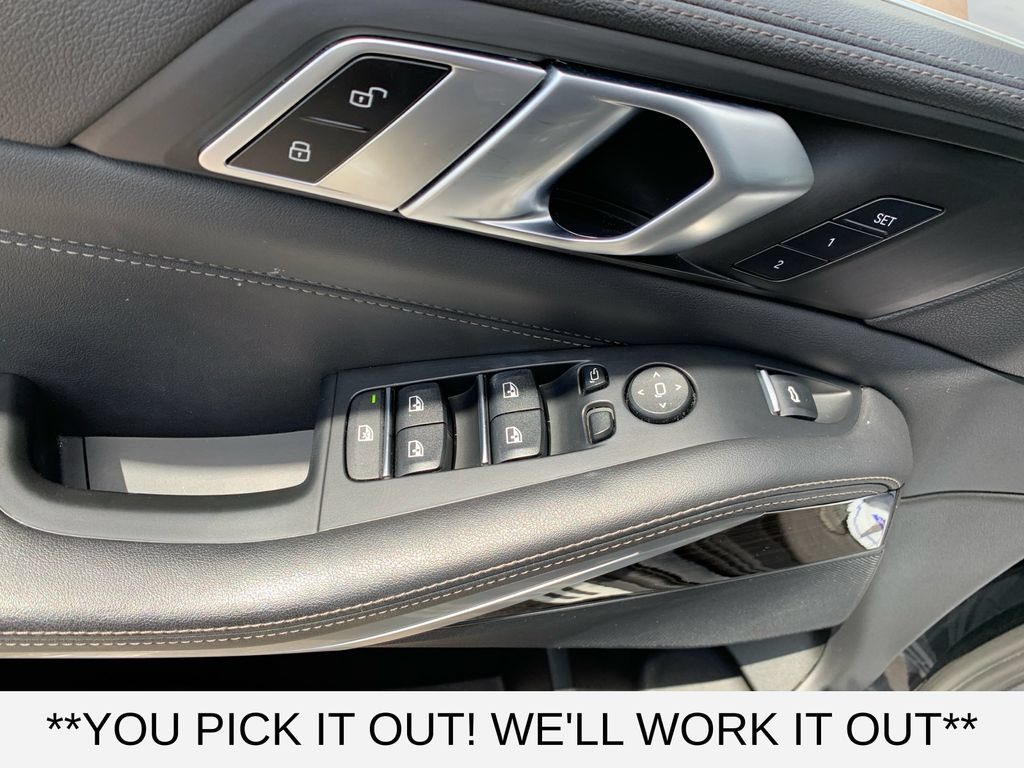 Used 2023 BMW X5 xDrive40i AWD/4WD image 12