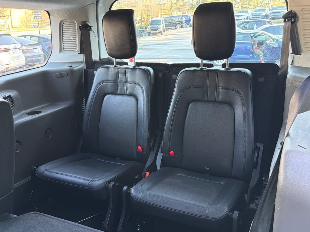 Used 2021 Ford Transit Connect XL image 32