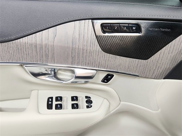 Used 2021 Volvo XC90 T6 Inscription w/ Advanced Package image 32