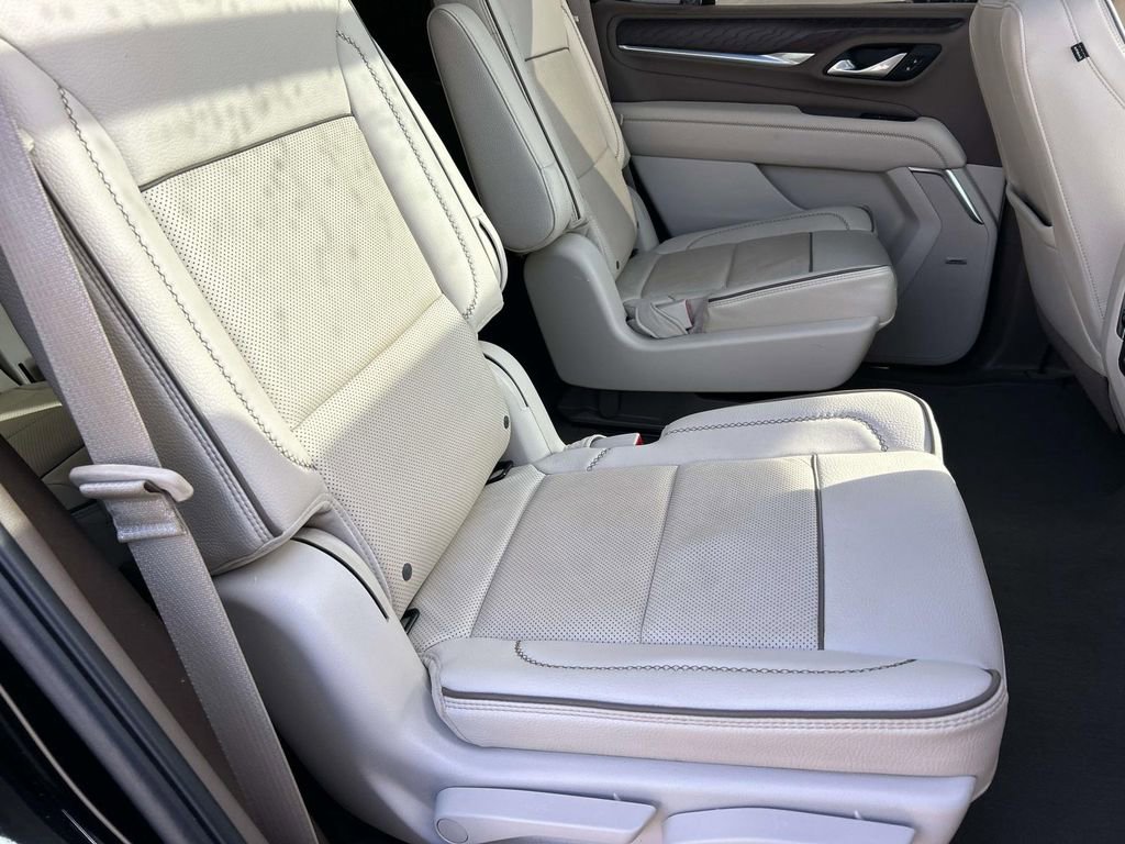 Used 2022 GMC Yukon Denali image 23