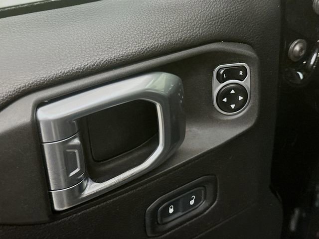 Used 2020 Jeep Gladiator Rubicon image 18