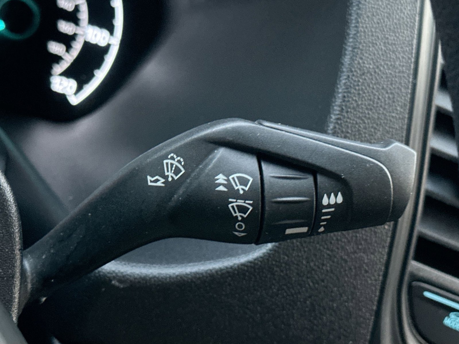 Used 2023 Ford Transit 250 Low Roof w/ Exterior Upgrade Package image 28