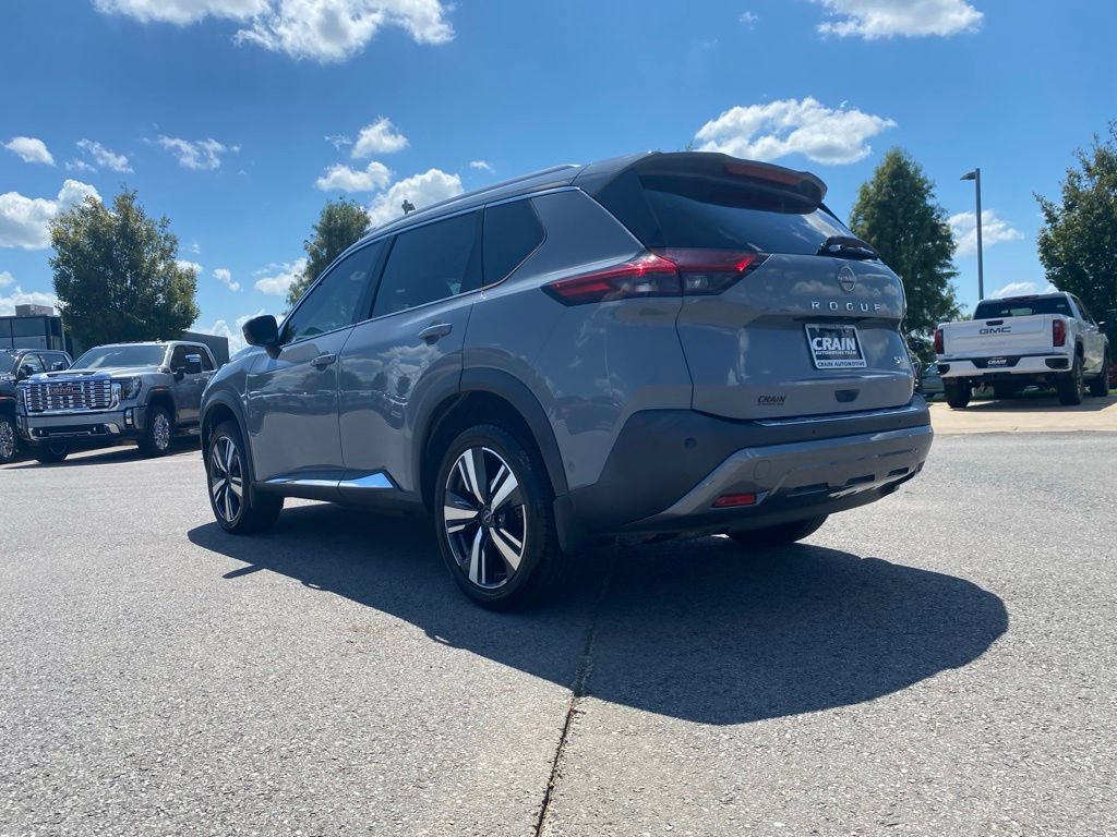 Used 2022 Nissan Rogue SL w/ SL Premium Package FWD image 11