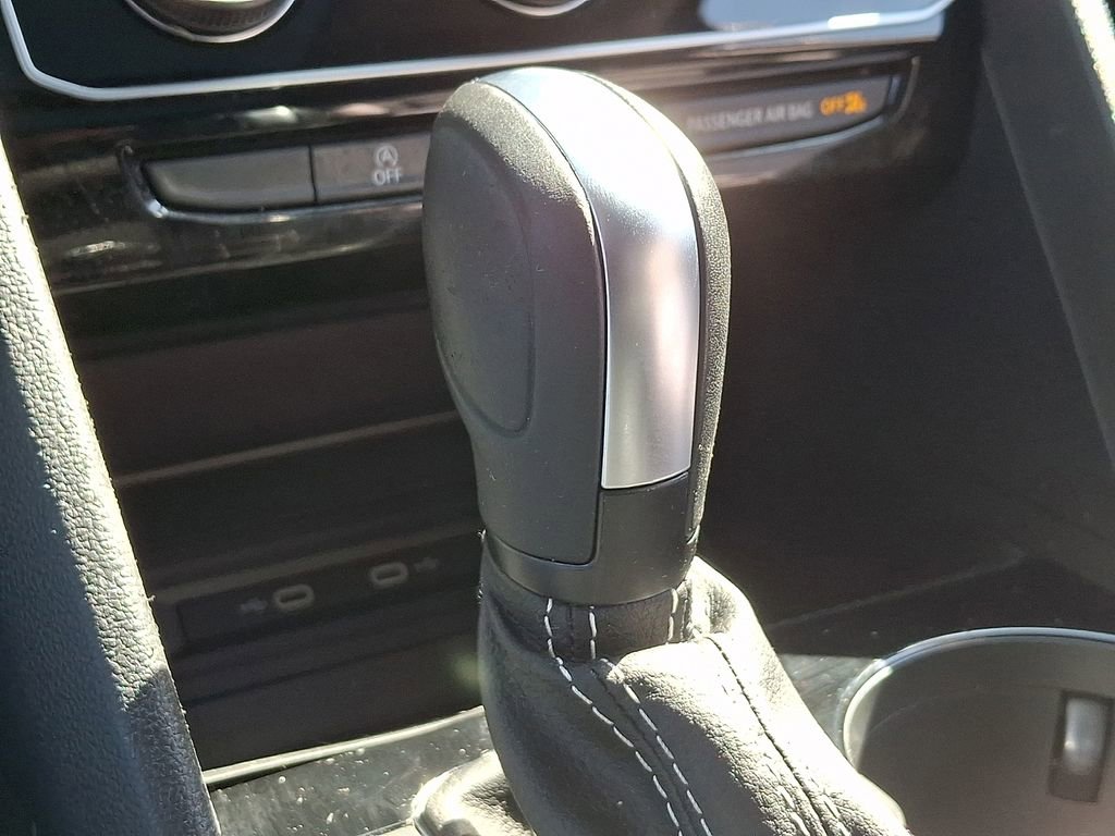 Used 2022 Volkswagen Atlas SEL Premium image 16