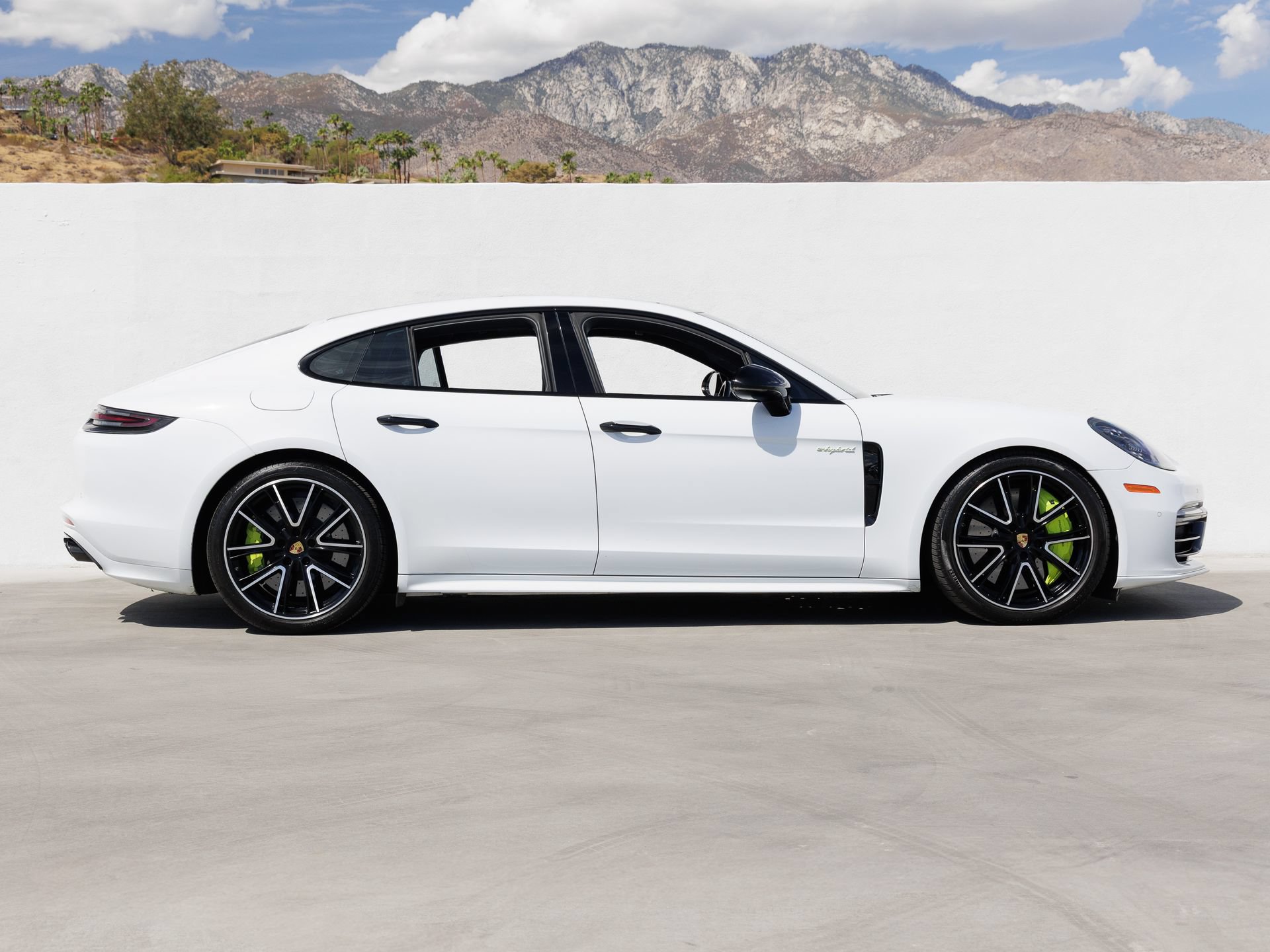 Certified 2018 Porsche Panamera Turbo S AWD/4WD image 8