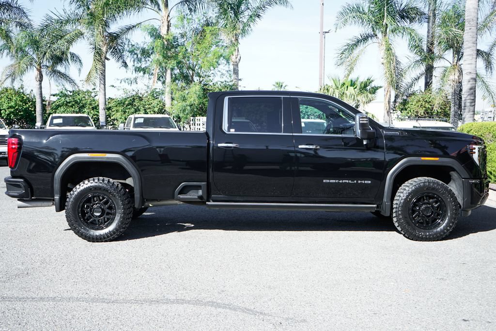 Used 2024 GMC Sierra 3500 Denali Ultimate AWD/4WD image 12