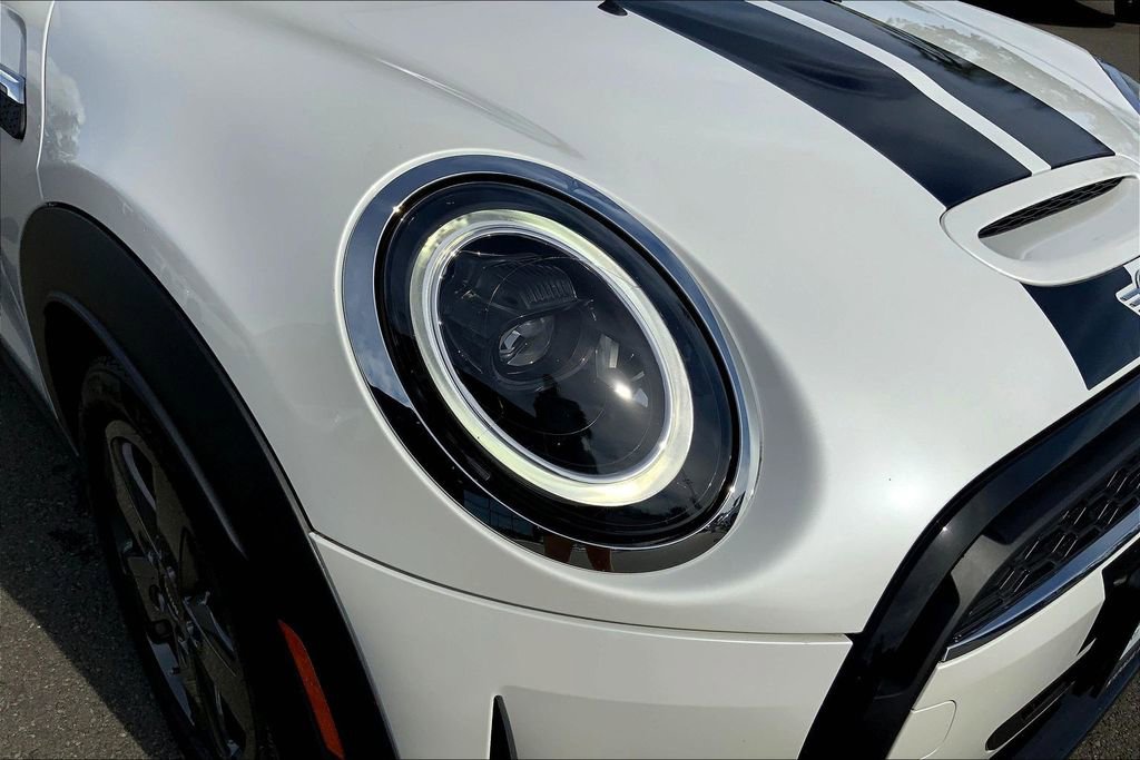 Certified 2024 MINI Cooper S FWD image 29