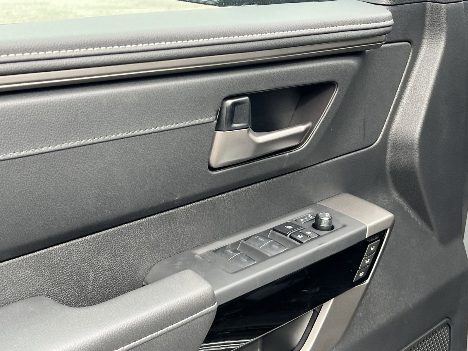 New 2026 Toyota Tundra Limited image 10