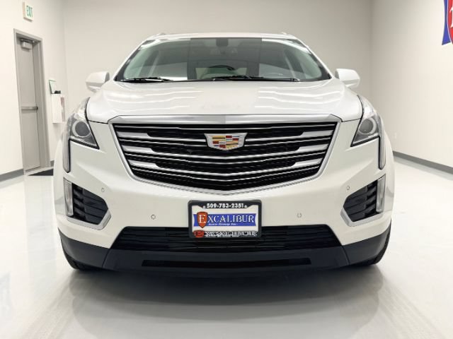 Used 2018 Cadillac XT5 Luxury AWD/4WD image 3