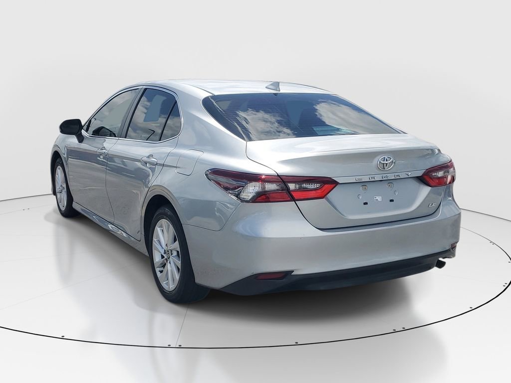 Used 2024 Toyota Camry LE FWD image 5