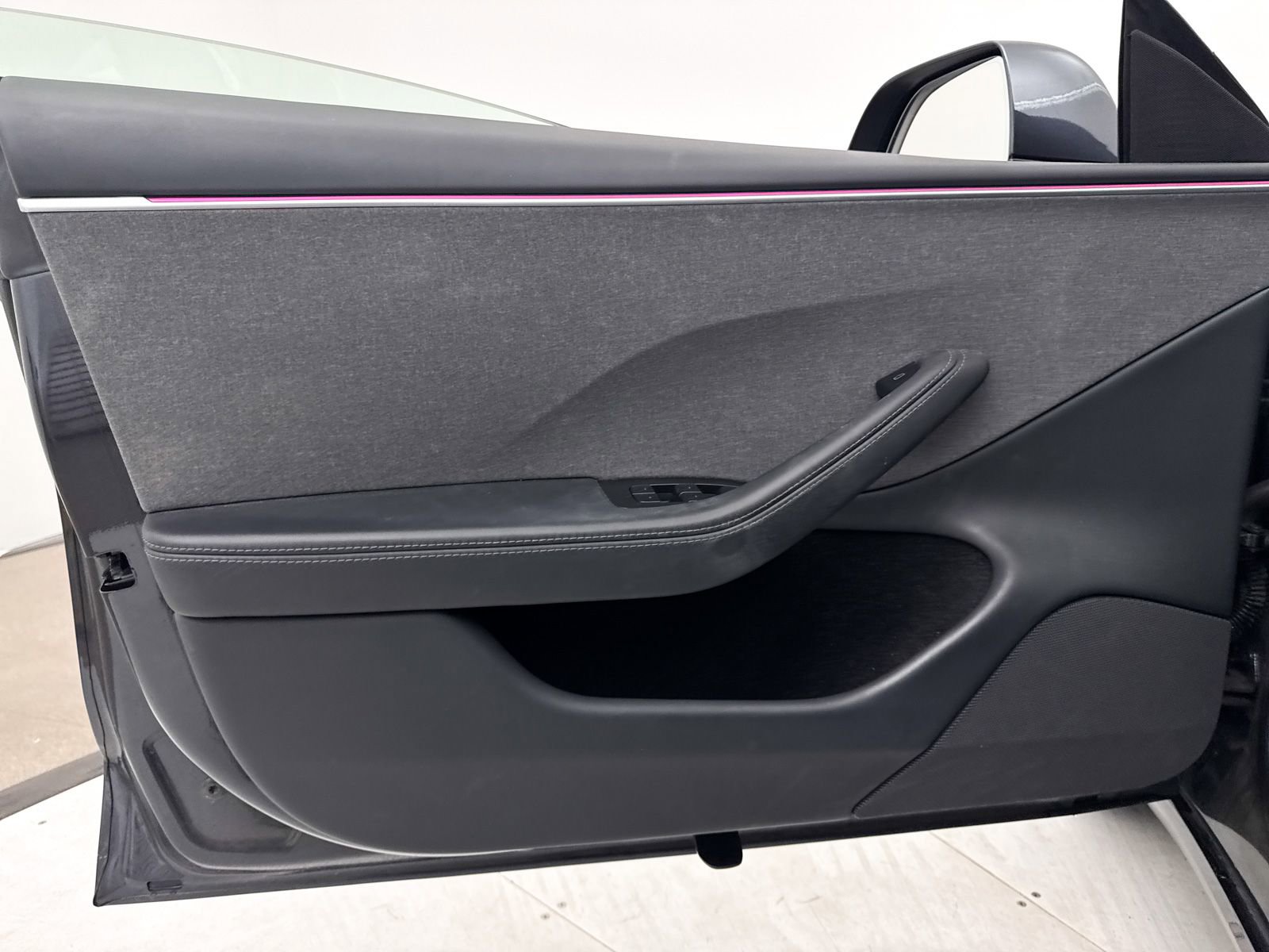 Used 2025 Tesla Model 3 Long Range RWD image 32