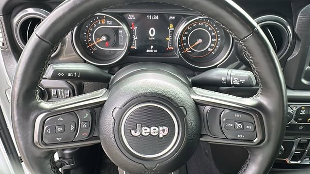 Used 2022 Jeep Gladiator Sport image 11