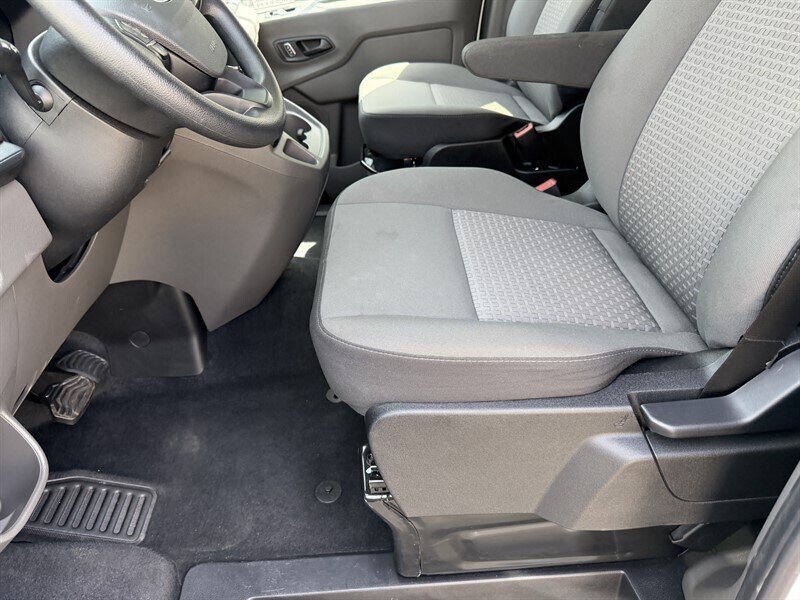 Used 2024 Ford Transit 350 XLT RWD image 18