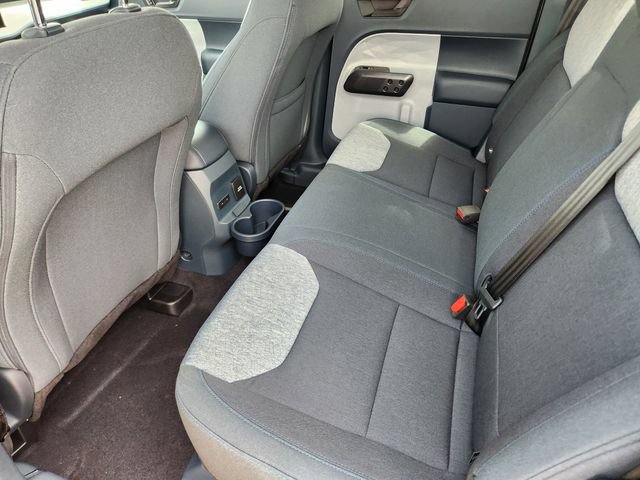 New 2026 Ford Maverick XLT w/ XLT Luxury Package FWD image 31