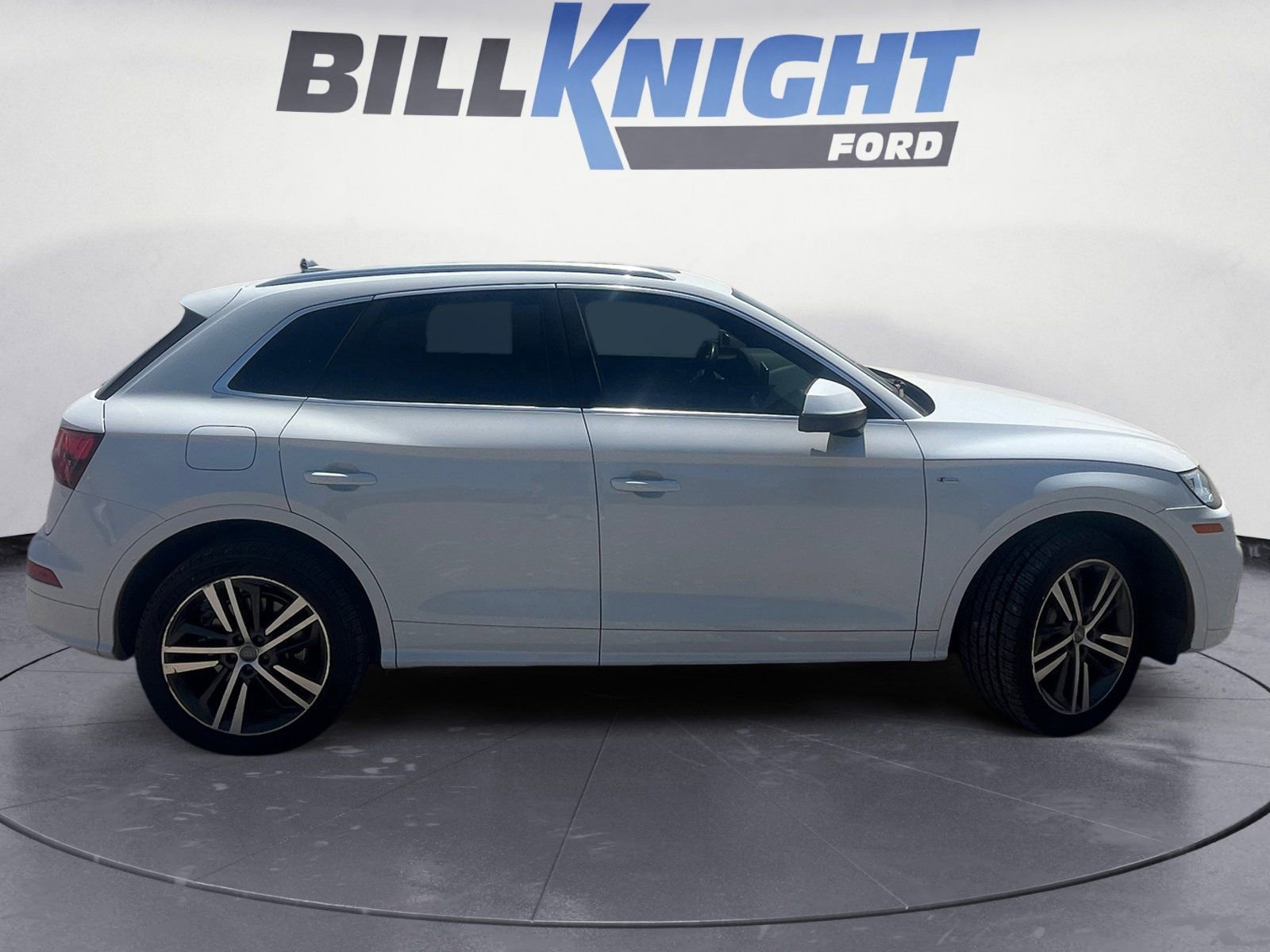 Used 2020 Audi Q5 e Premium Plus w/ Premium Plus Package AWD/4WD image 6
