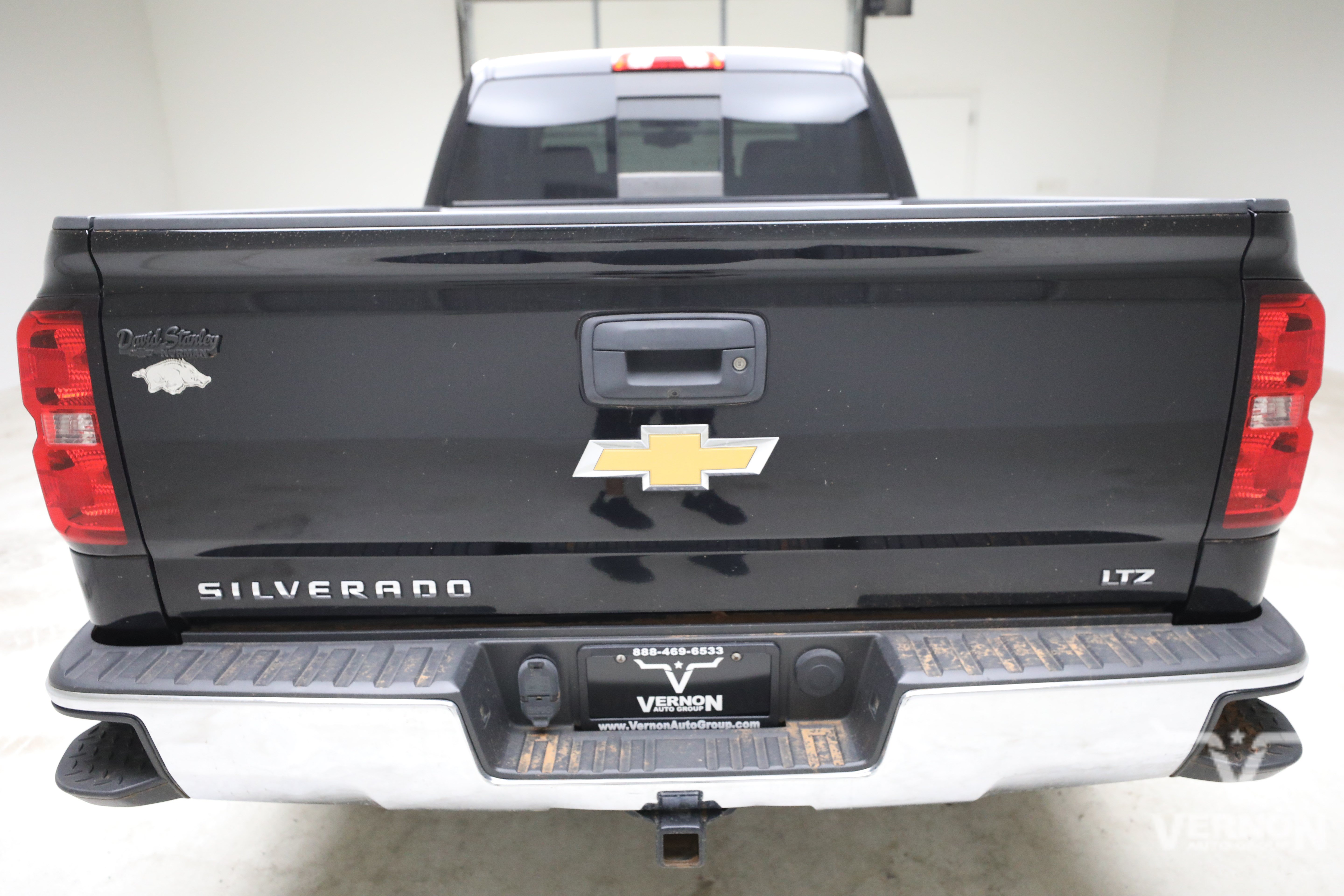 Used 2015 Chevrolet Silverado 1500 LTZ AWD/4WD image 3