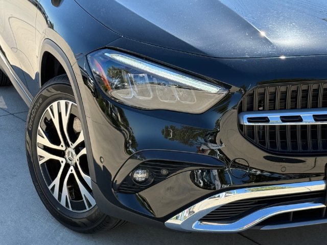 Used 2025 Mercedes-Benz GLA 250 image 4