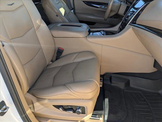 Used 2019 Cadillac Escalade Platinum image 24