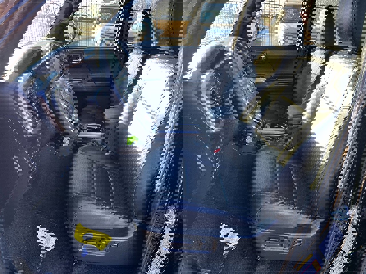 Used 2023 Toyota Tacoma Limited image 11