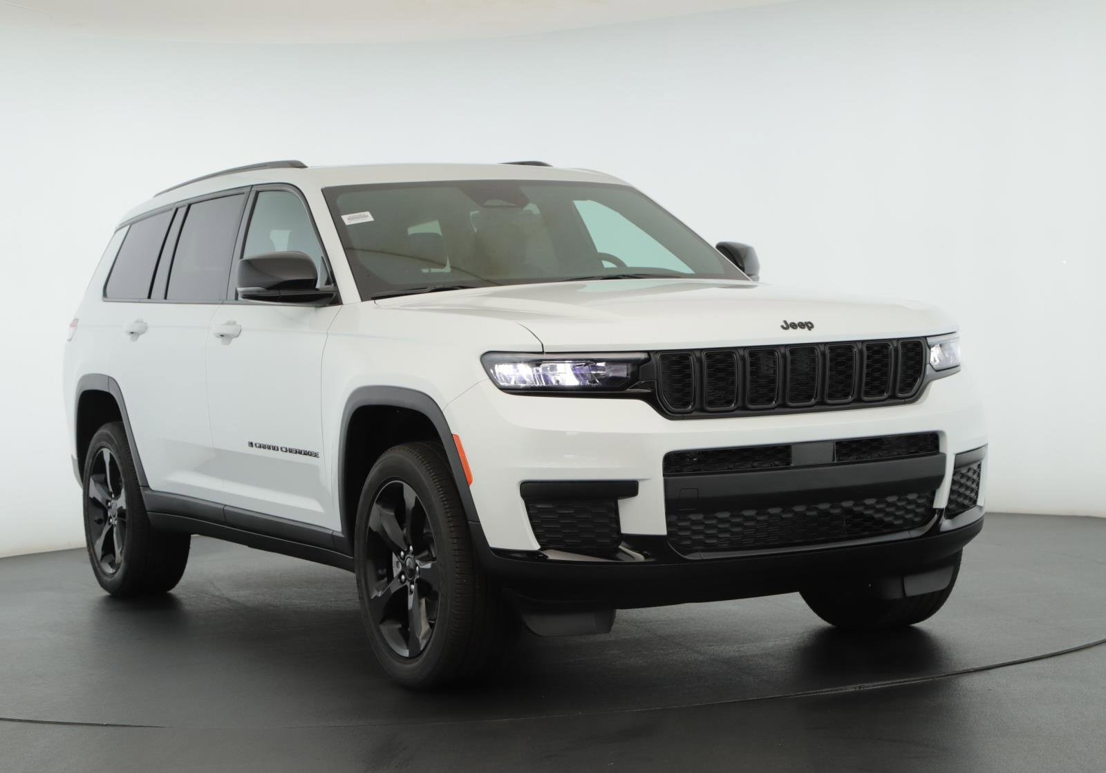 New 2025 Jeep Grand Cherokee L Altitude