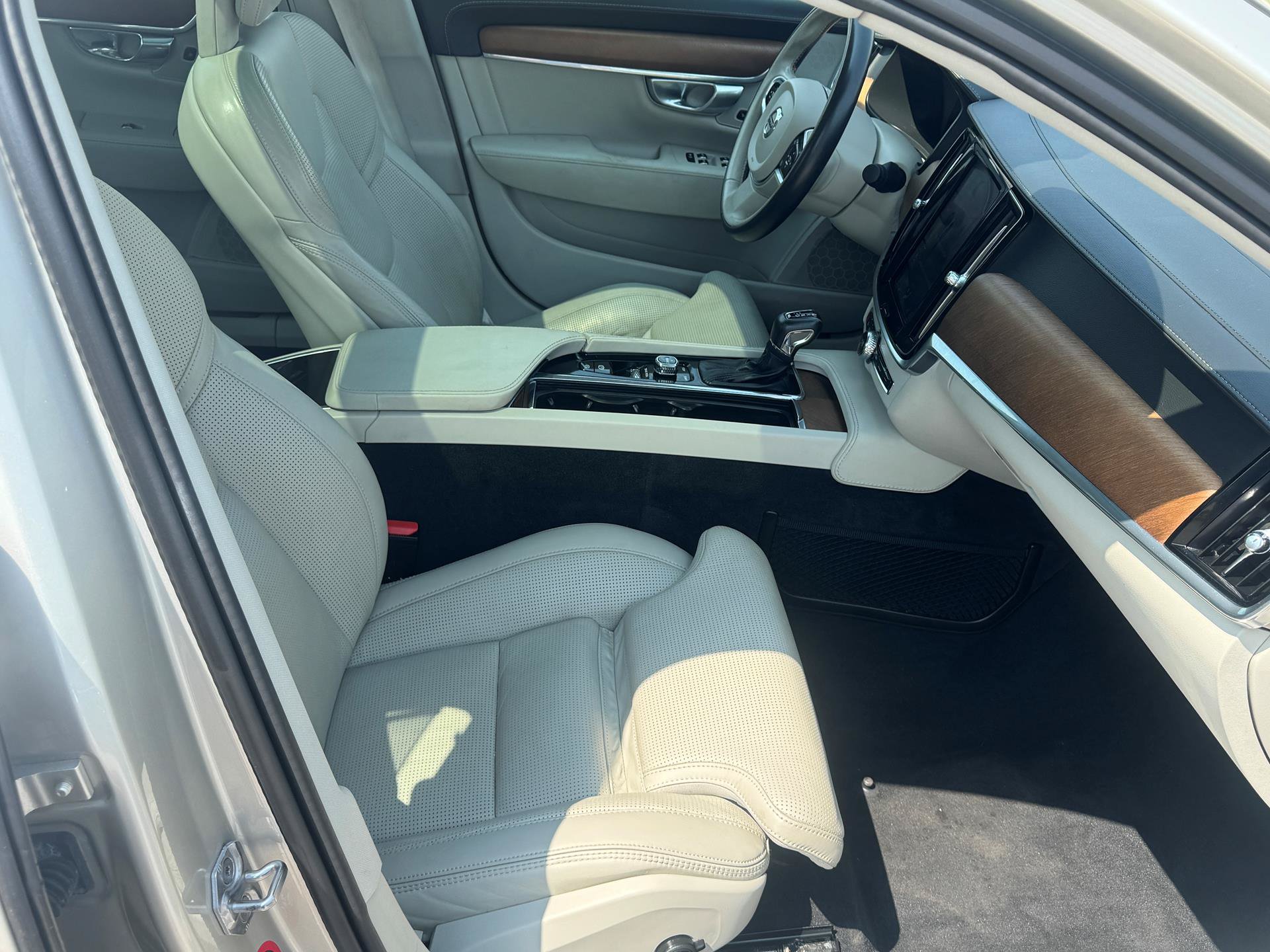 Used 2018 Volvo S90 T6 Inscription AWD/4WD image 12