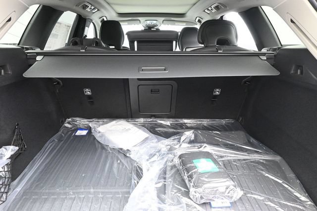 New 2026 Volvo XC60 T8 Ultra w/ Protection Package Premier AWD/4WD image 32