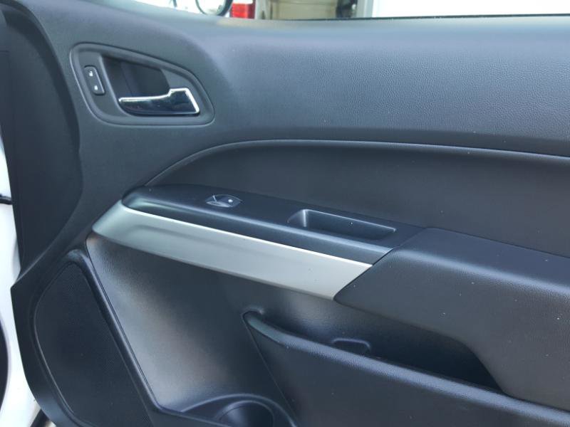 Used 2022 Chevrolet Colorado LT w/ Fleet Safety Package image 22