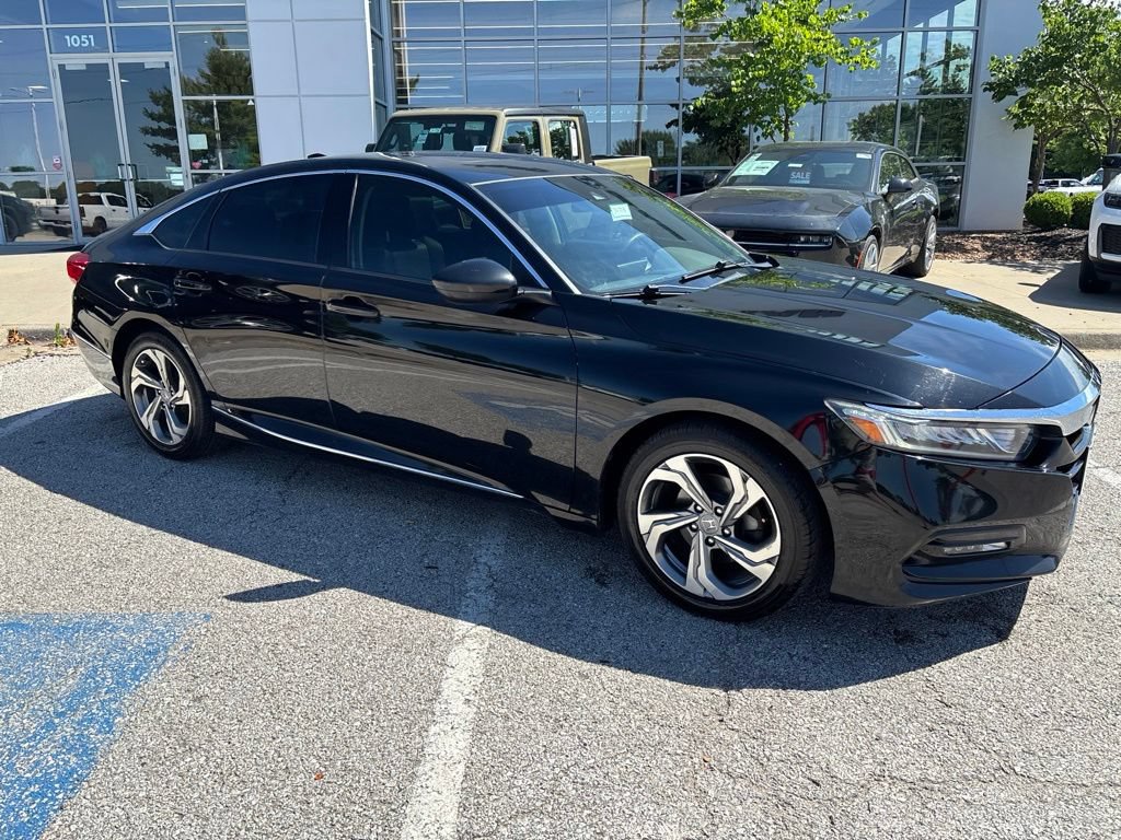 Used 2018 Honda Accord EX image 32